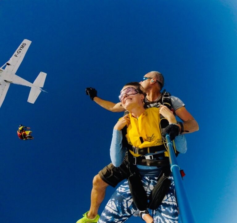 activities in sint maarten skydiving in SXM during your at the hills residence vacation rentals simpson bay sint maarten saint martin