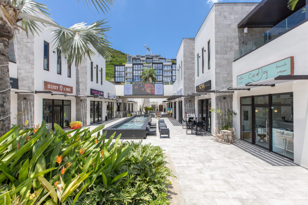 The hills Residence Shopping Center Simpson Bay Sint Maarten