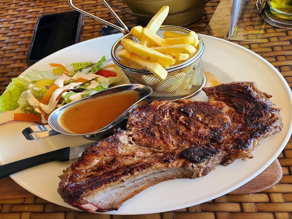 cote-de-boeuf-prime-rib_resized