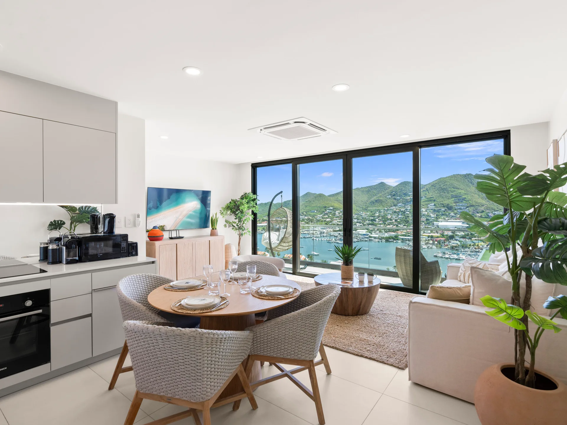 The Hills Residence - D428