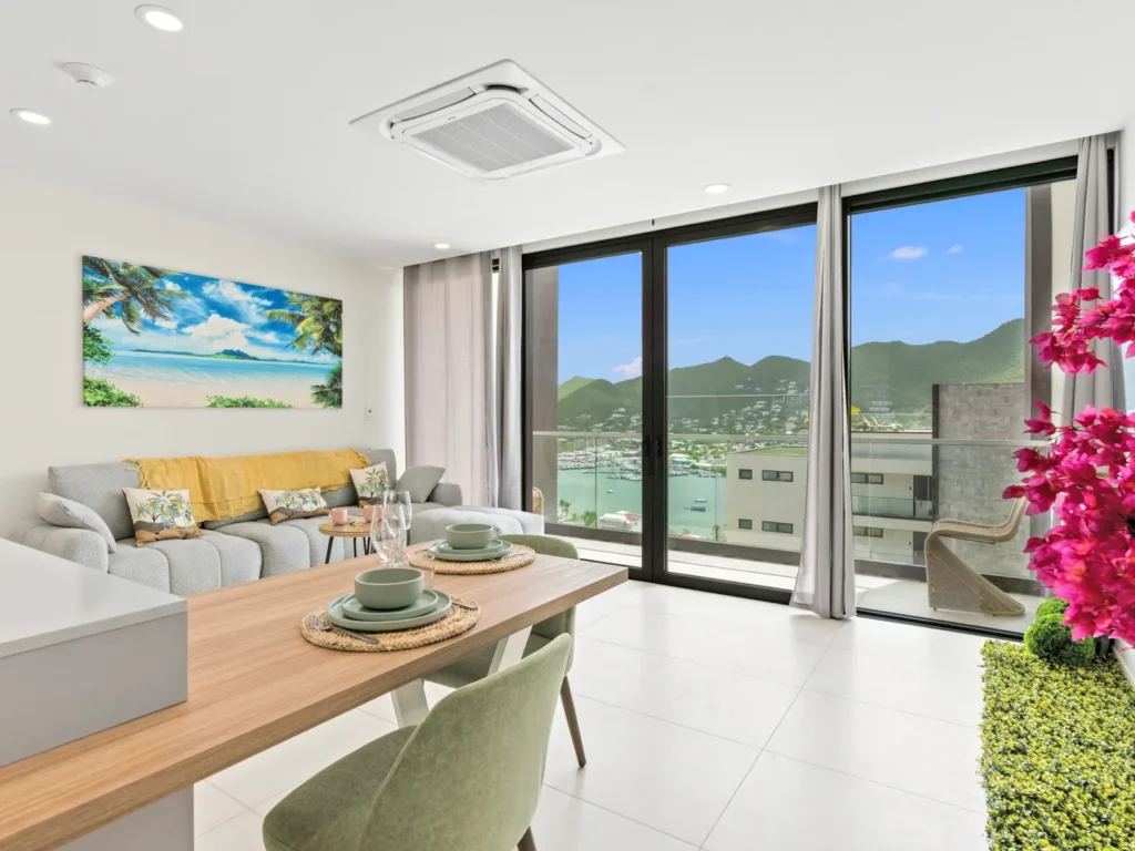 The Hills Residence - D416