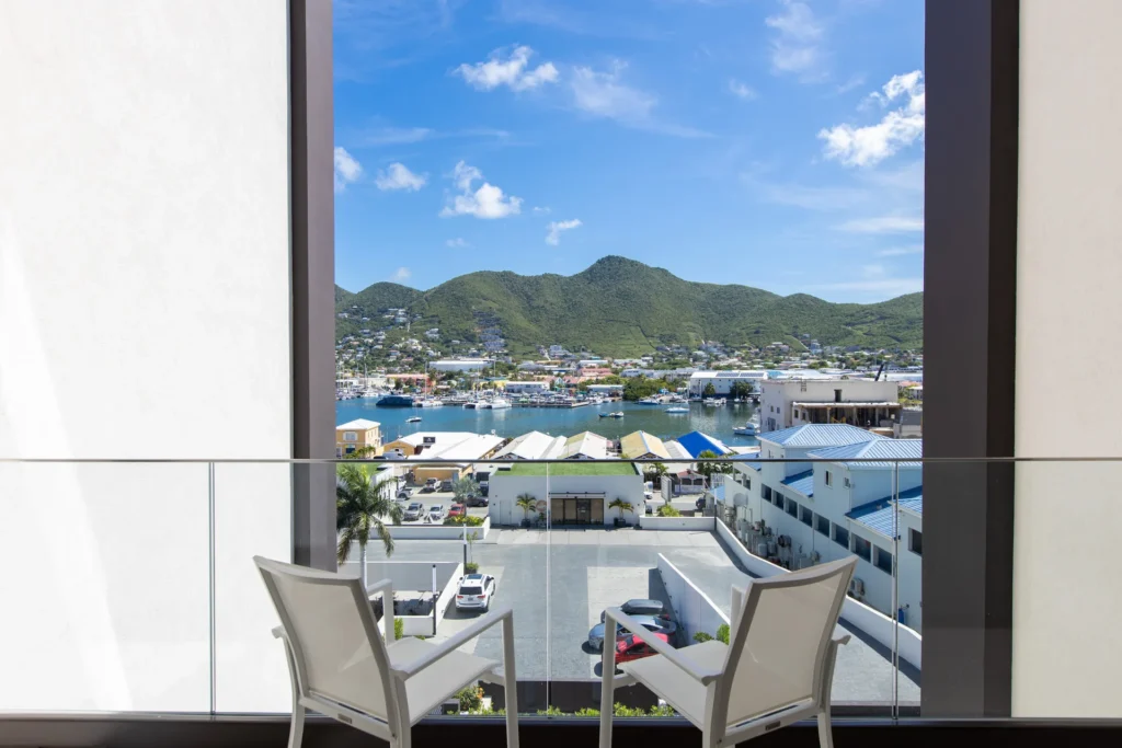 The Hills Residence - A122