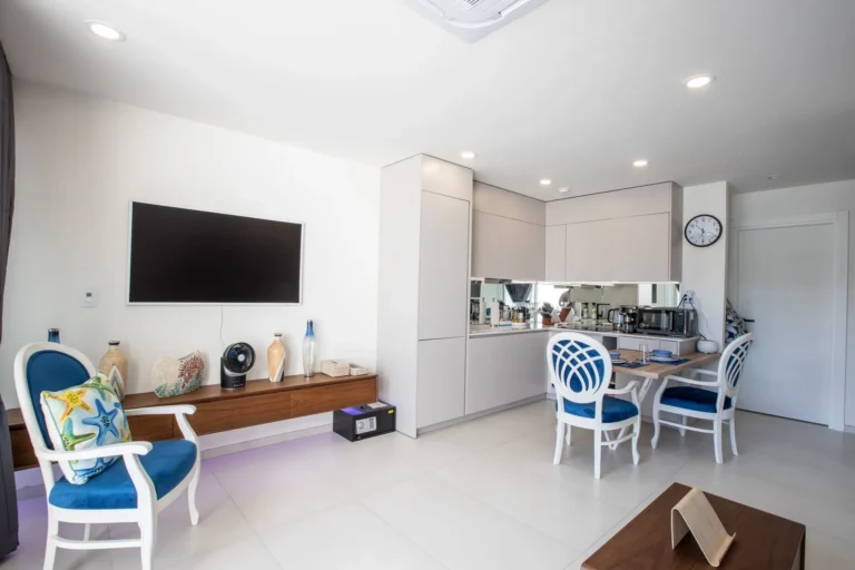 A132 1-bedroom condo vacation rental Simpson Bay at The Hills Residence, Sint Maarten
