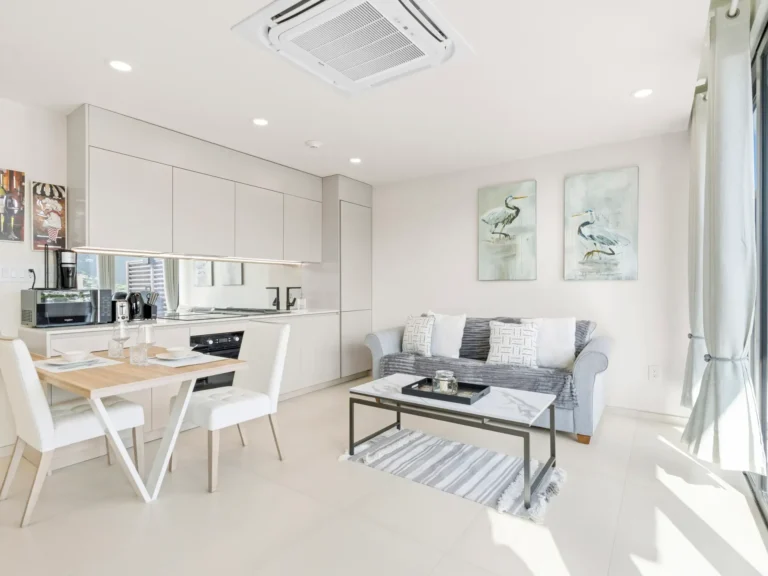 B205 The Hills Residence, 1-bedroom condo vacation rental Simpson Bay, Sint Maarten