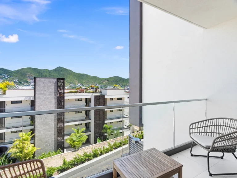 B214 The Hills Residence in Simpson Bay, vacation rentals by 4U Real Estate