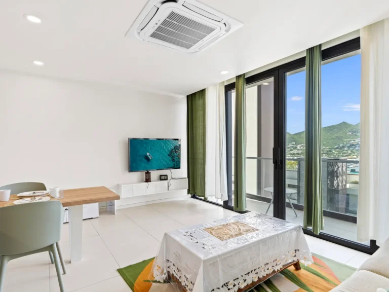 B222 The Hills Residence, vacation rentals in Simpson Bay, Sint Maarten