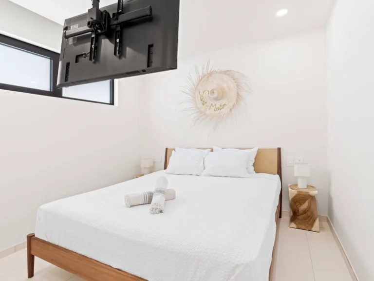 B254 1-bedroom condo, The Hills Residence, St Maarten condo rentals in Simpson Bay