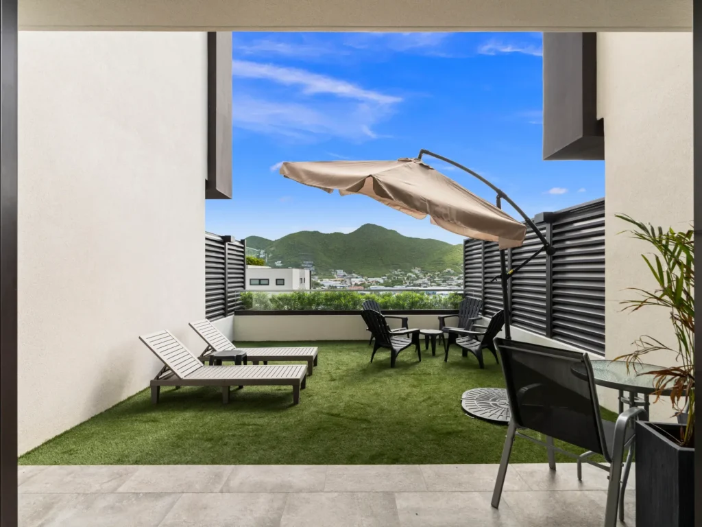 C302 1-bedroom condo at The Hills Residence, St Maarten vacation rentals in Simpson Bay