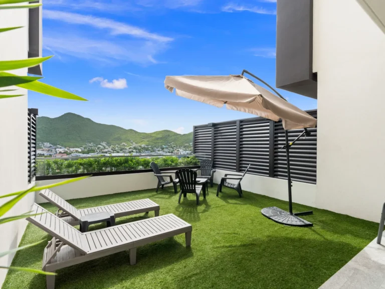C302 1-bedroom condo, The Hills Residence, vacation rentals in Simpson Bay, Sint Maarten