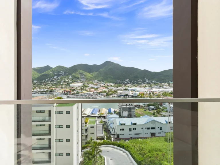 C322 The Hills Residence, 1-bedroom condo vacation rental Simpson Bay, Sint Maarten