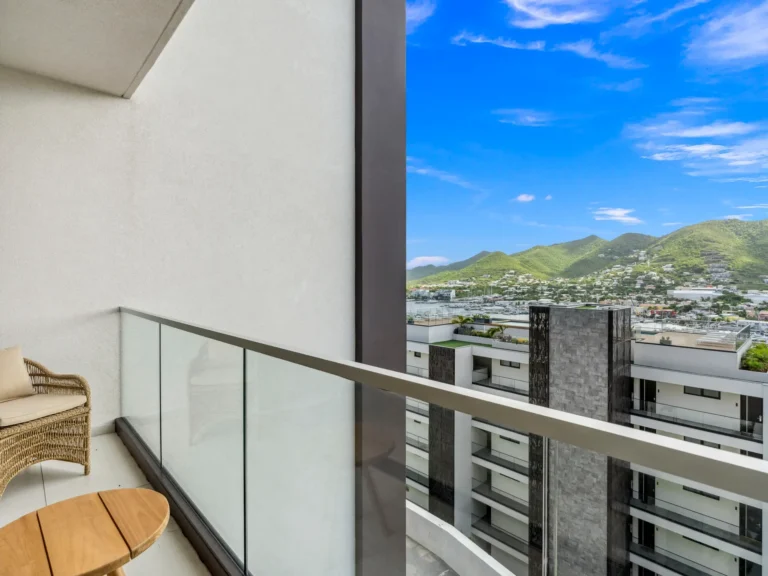 C324 The Hills Residence in Simpson Bay, Sint Maarten, 1-bedroom condo vacation rental Simpson Bay