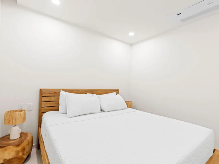 D403 at The Hills Residence, 1-bedroom condo vacation rental Simpson Bay, Sint Maarten