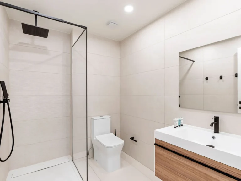 D403 Simpson Bay vacation rentals at The Hills Residence, Sint Maarten