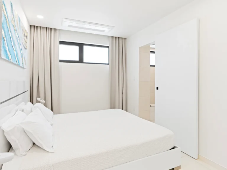 D438 The Hills Residence, st maarten condo rentals in Simpson Bay