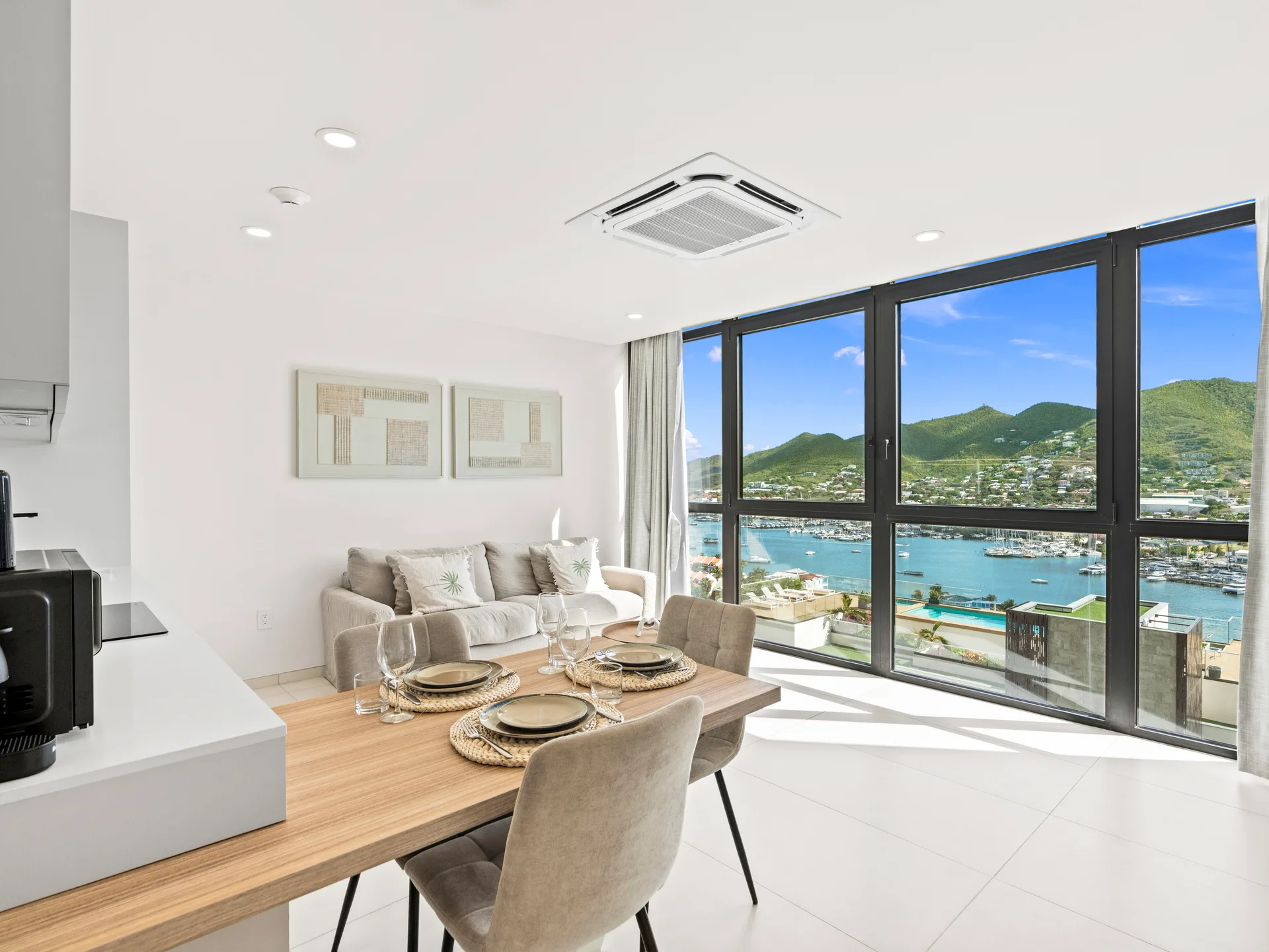 The Hills Residence-C335