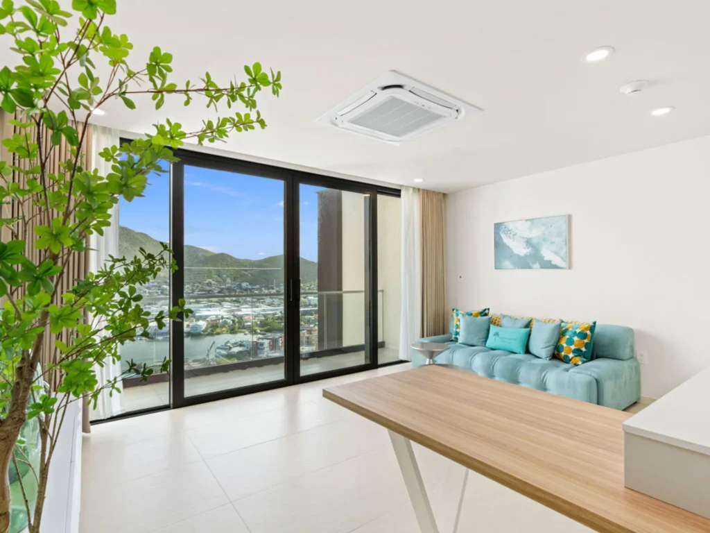 D444 1-bedroom condo at The Hills Residence, St Maarten vacation rentals in Simpson Bay