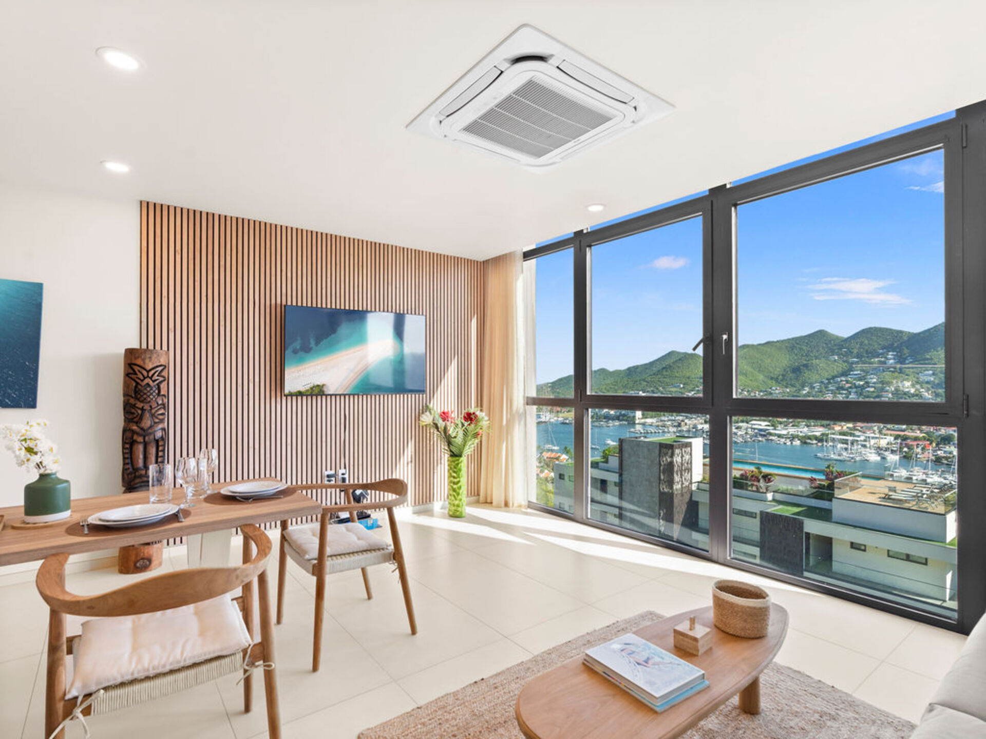 The Hills Residence - D431